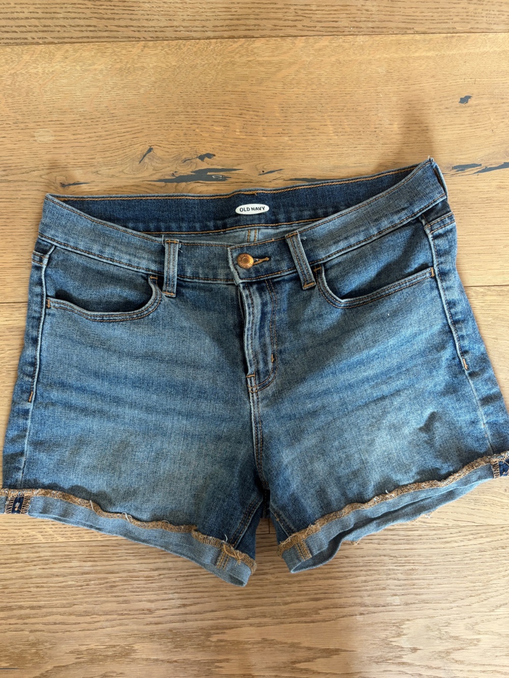NWOT Old Navy Jean Shorts, 6
